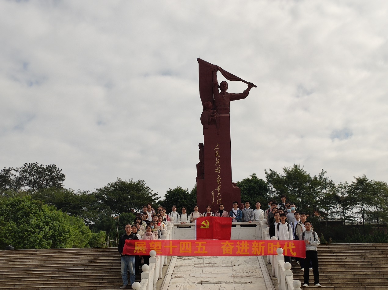 //cms.xiaoyakankan.net:8080/_vsl/5D815D55F5DA6514BDD47F2304BC0F44/B592669B/5C995